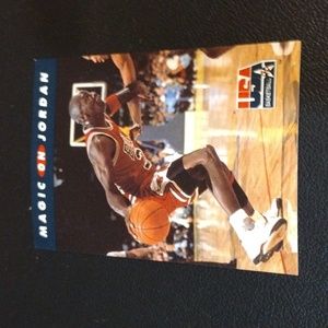 Sports collectible cards